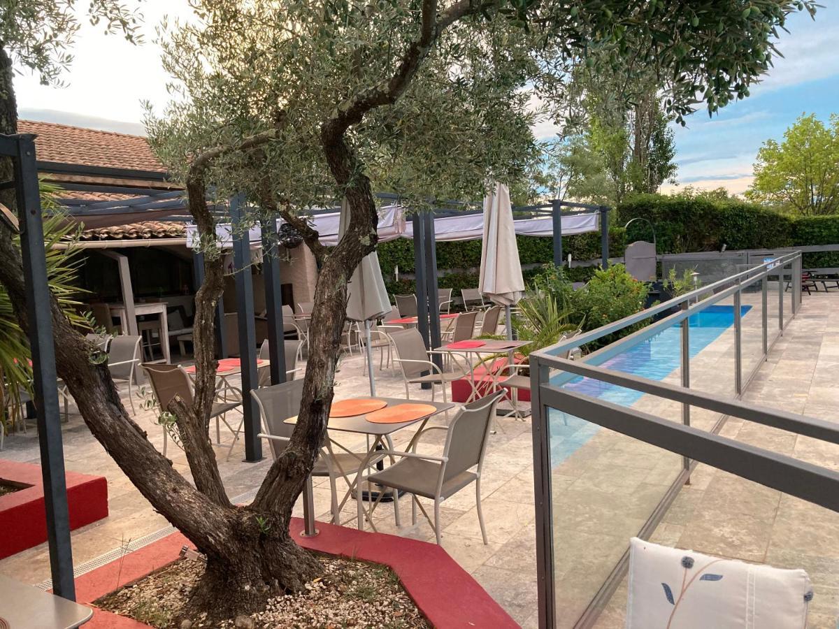 Logis Hotel Restaurant Les Aubuns Caissargues Εξωτερικό φωτογραφία