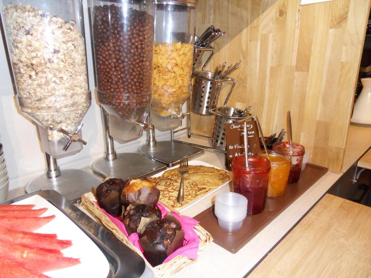 Logis Hotel Restaurant Les Aubuns Caissargues Εξωτερικό φωτογραφία